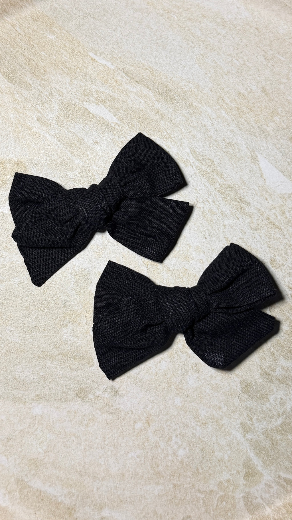 Medium Bow Pair