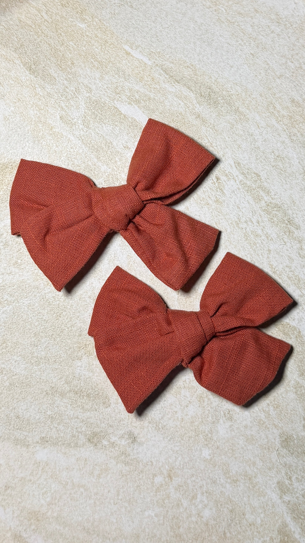 Medium Bow Pair