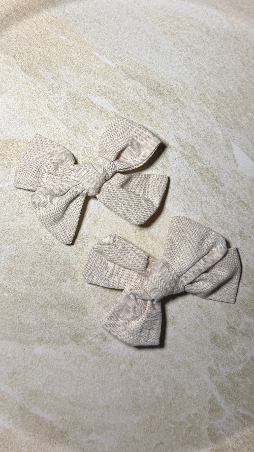 Medium Bow Pair