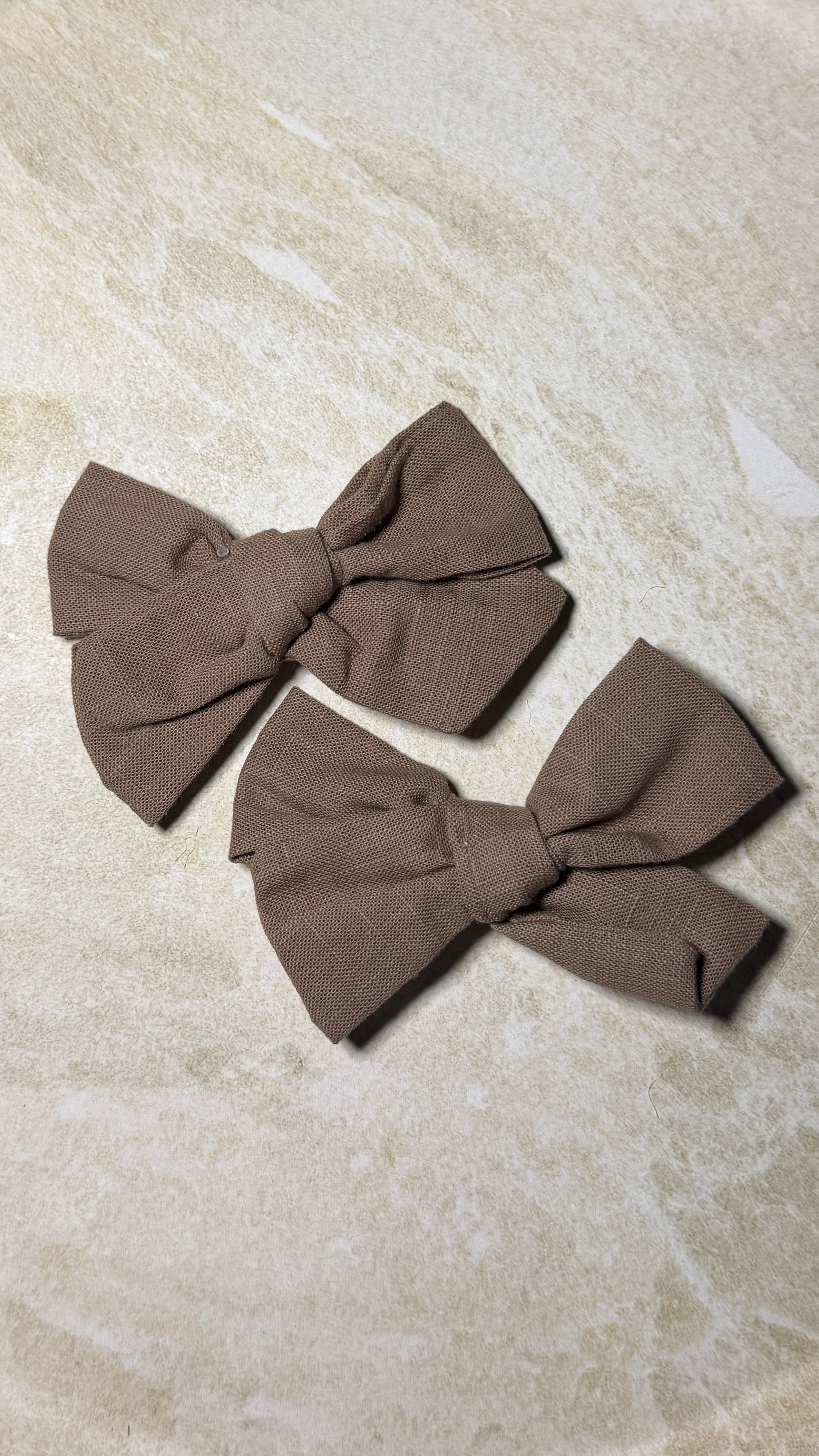 Medium Bow Pair