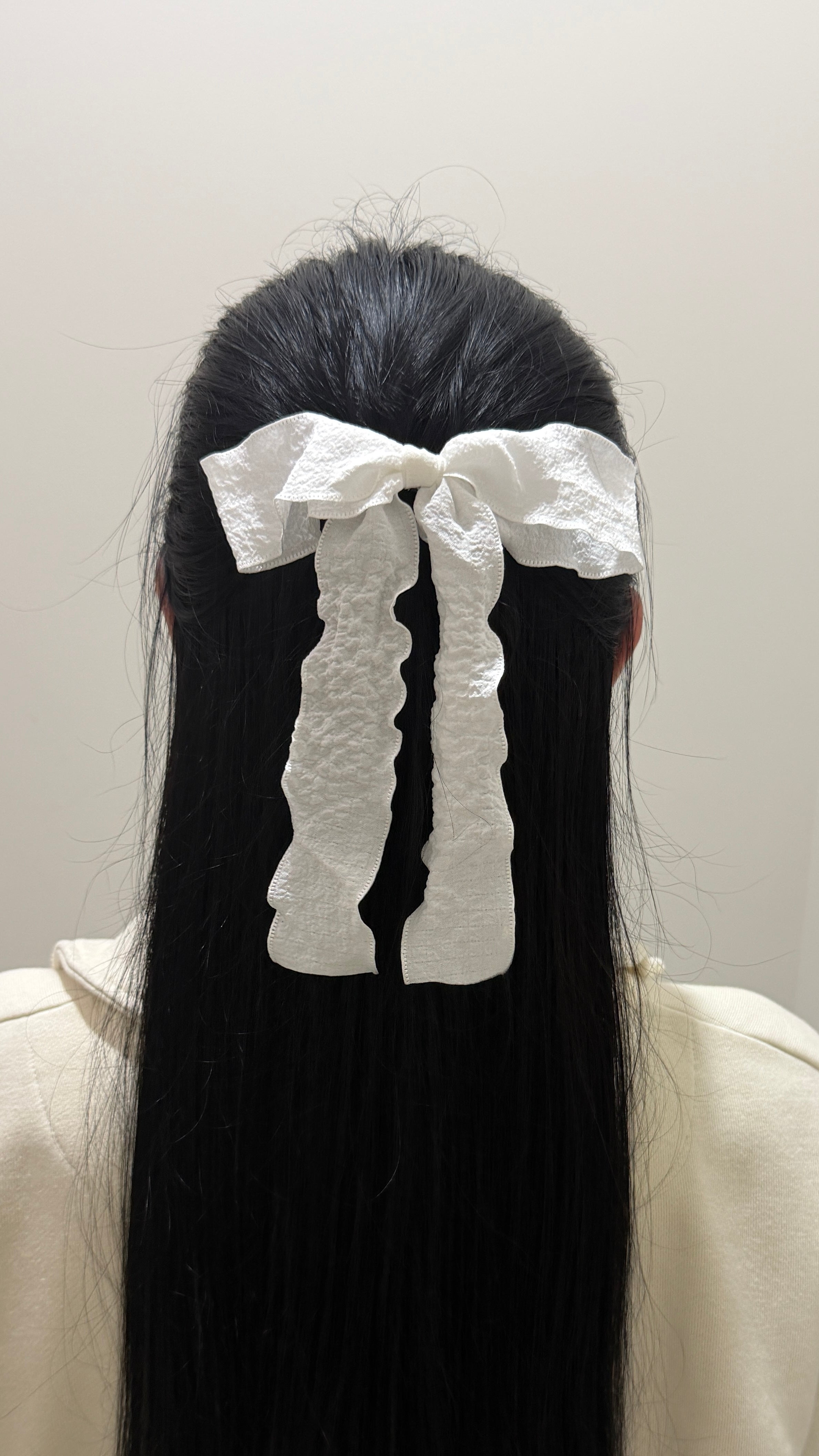 Large Ruffle Bow