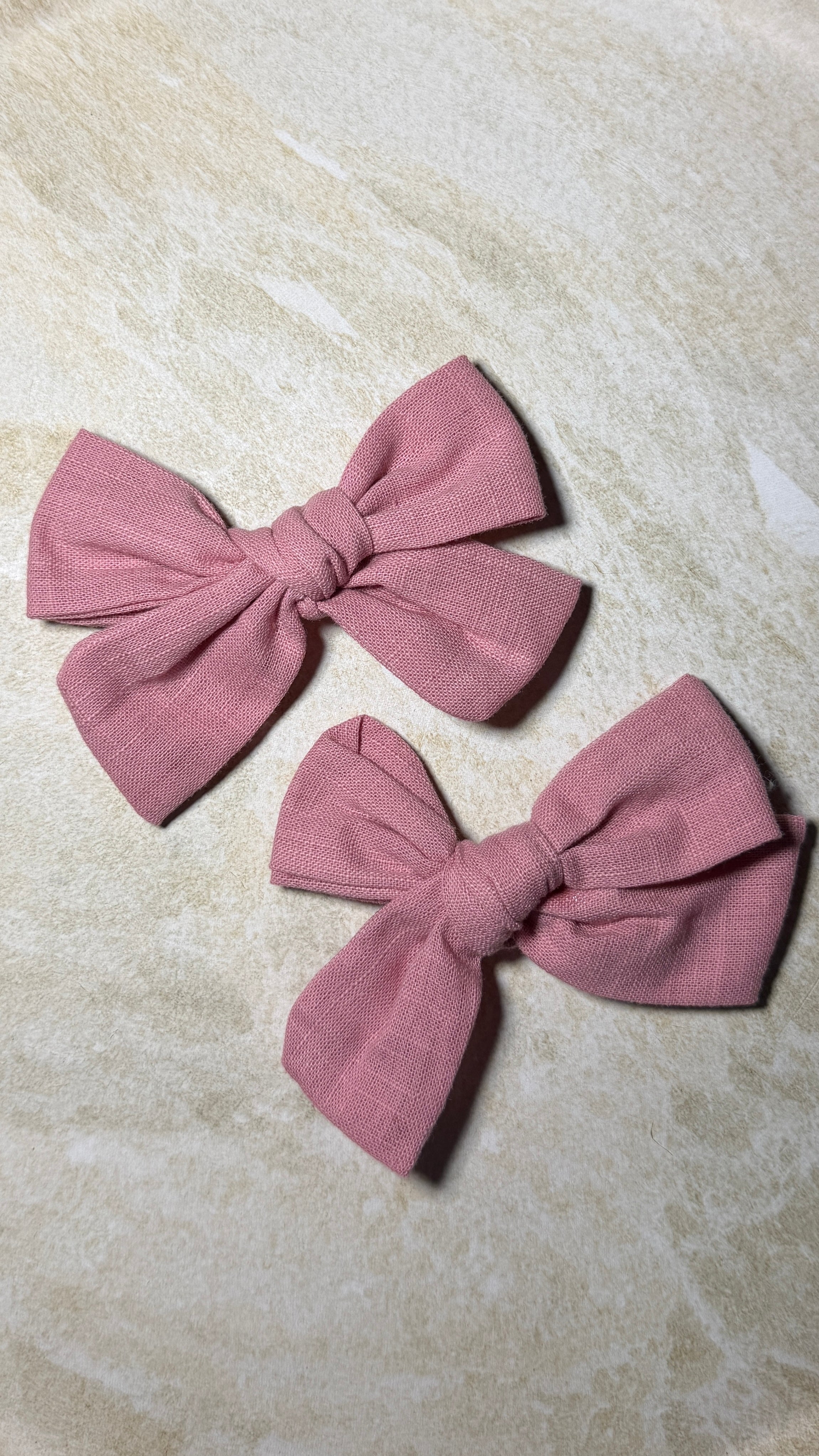 Medium Bow Pair