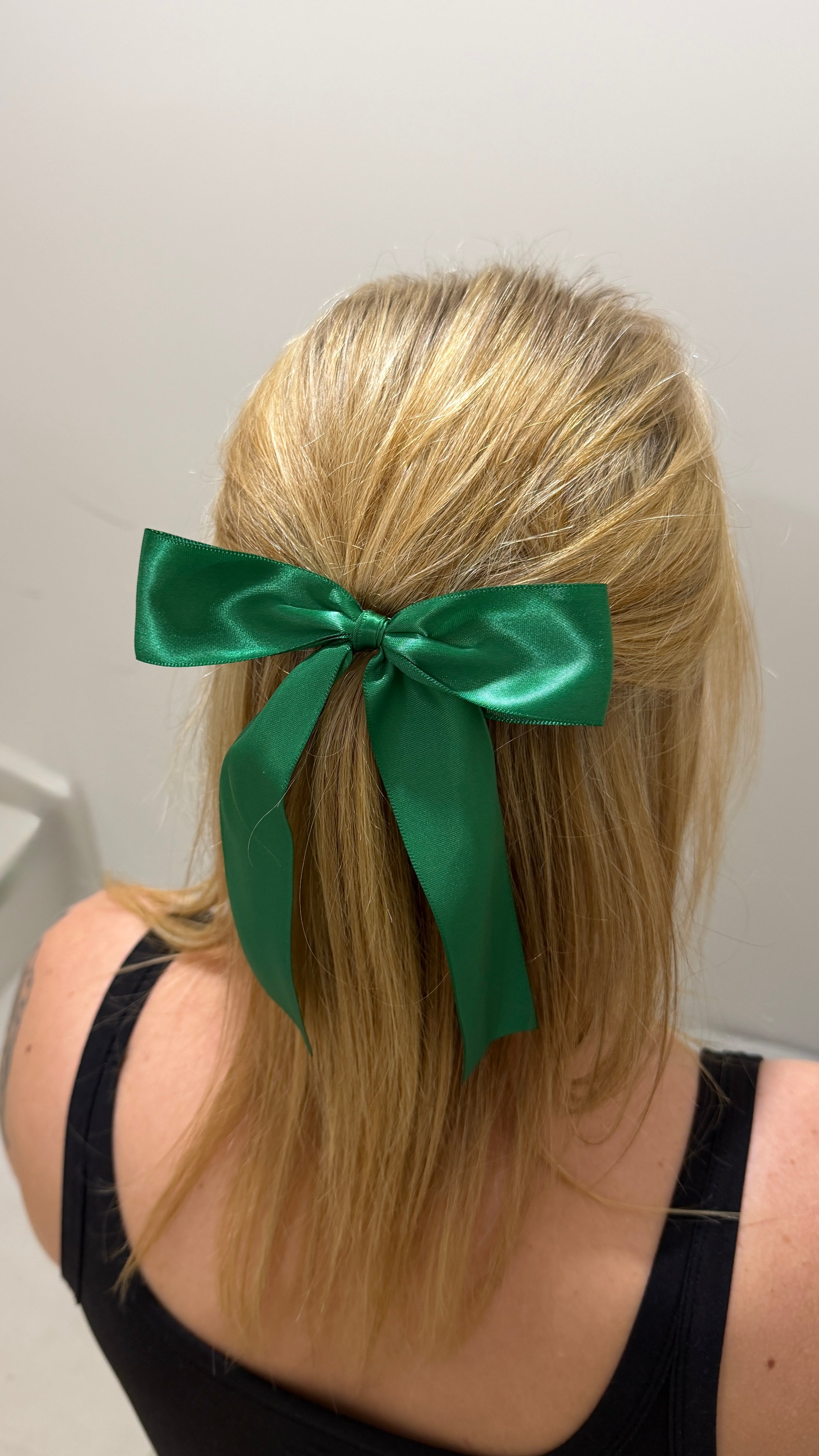 Large Bow