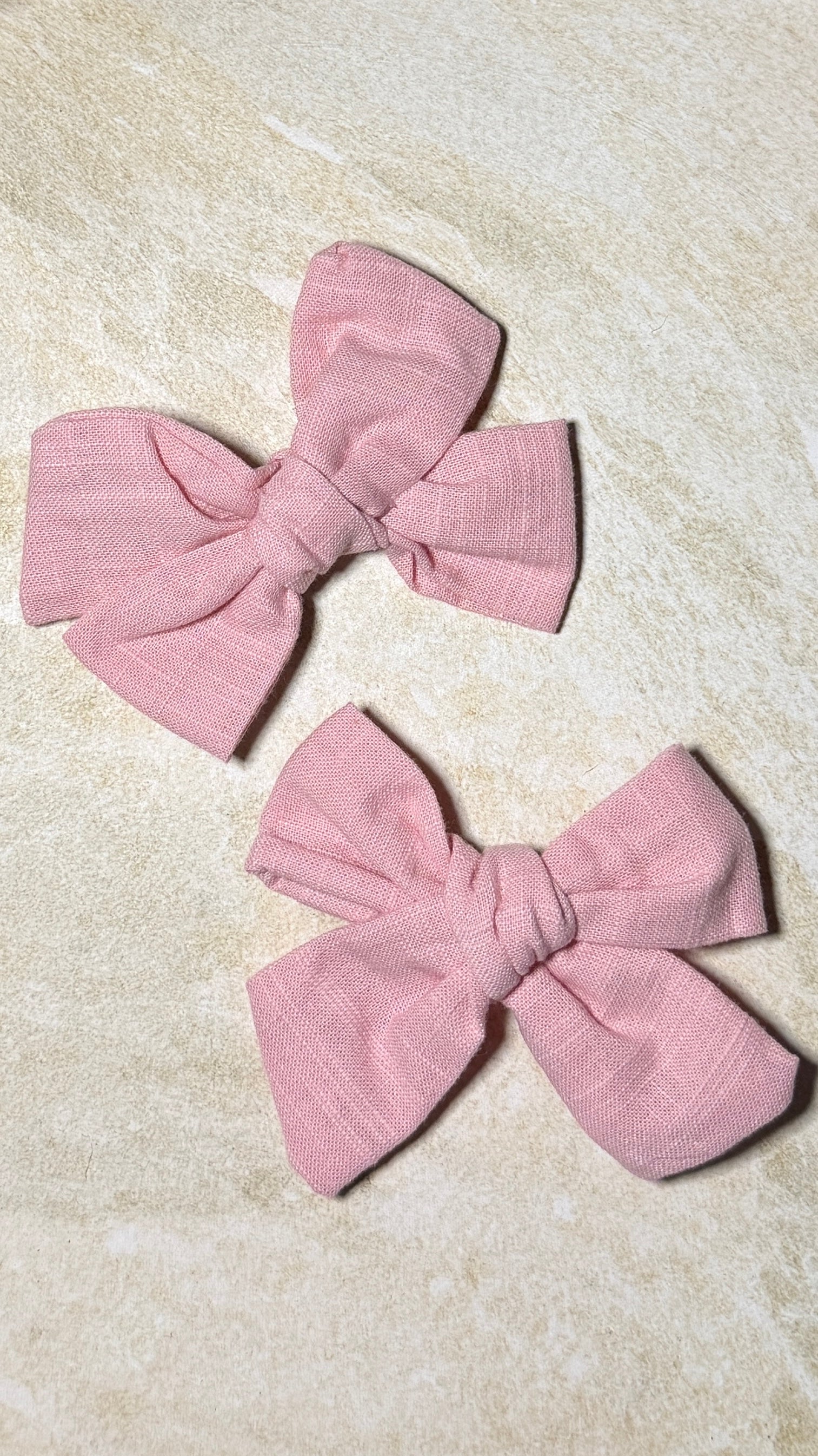 Medium Bow Pair