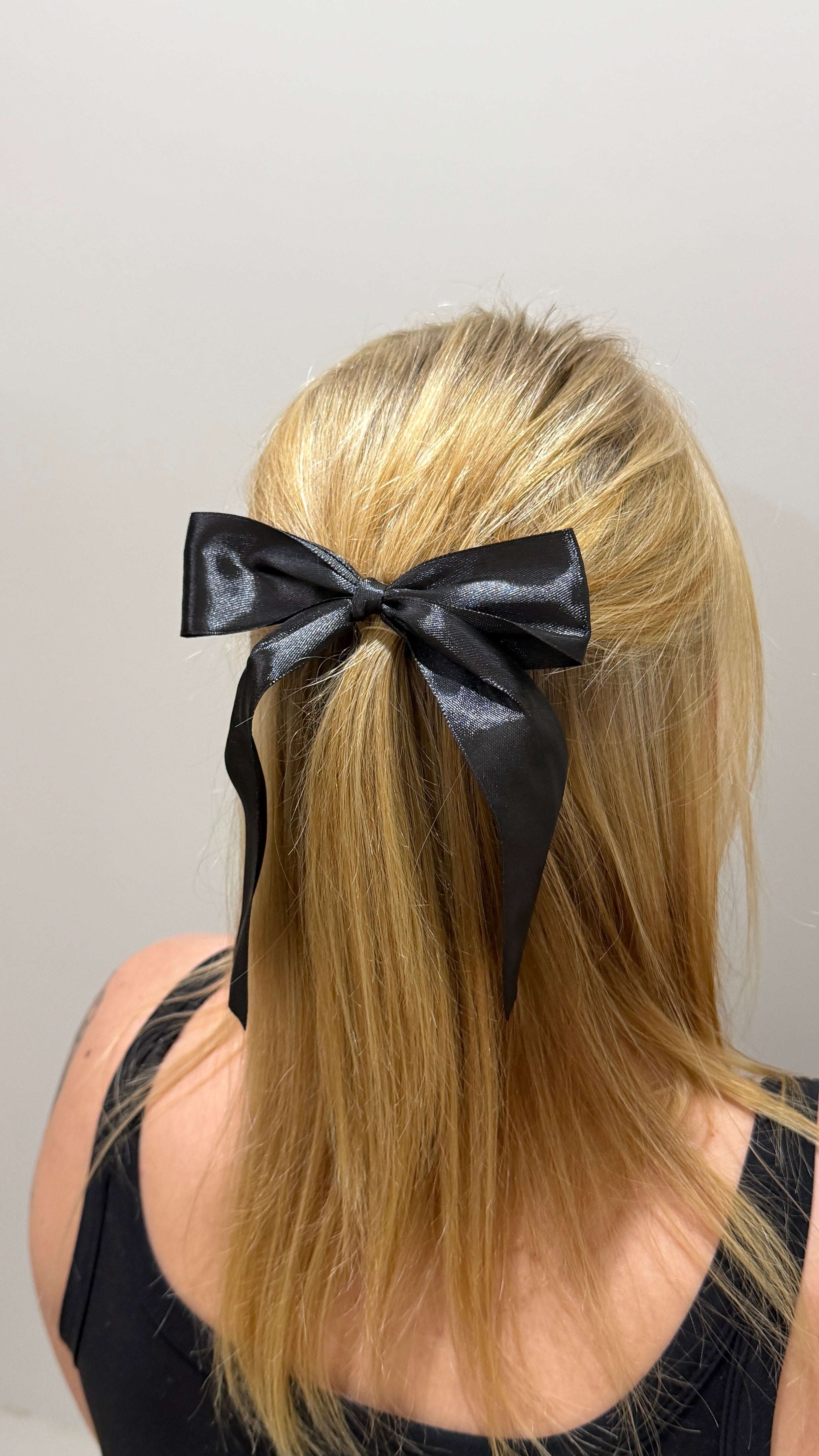 Large Bow