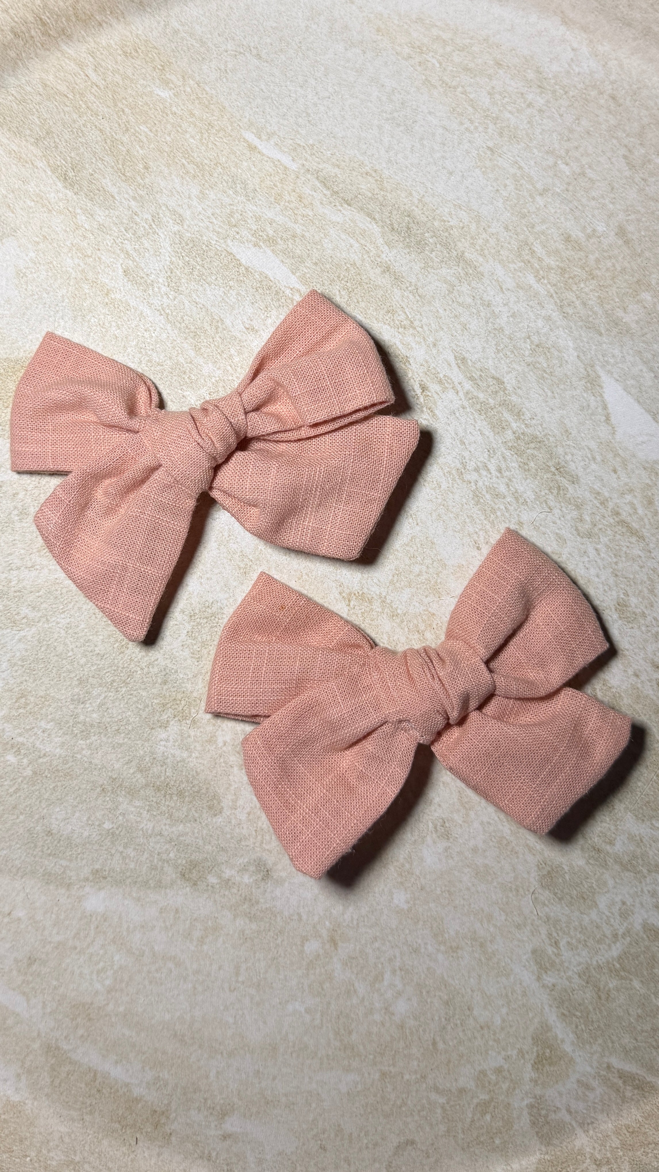 Medium Bow Pair