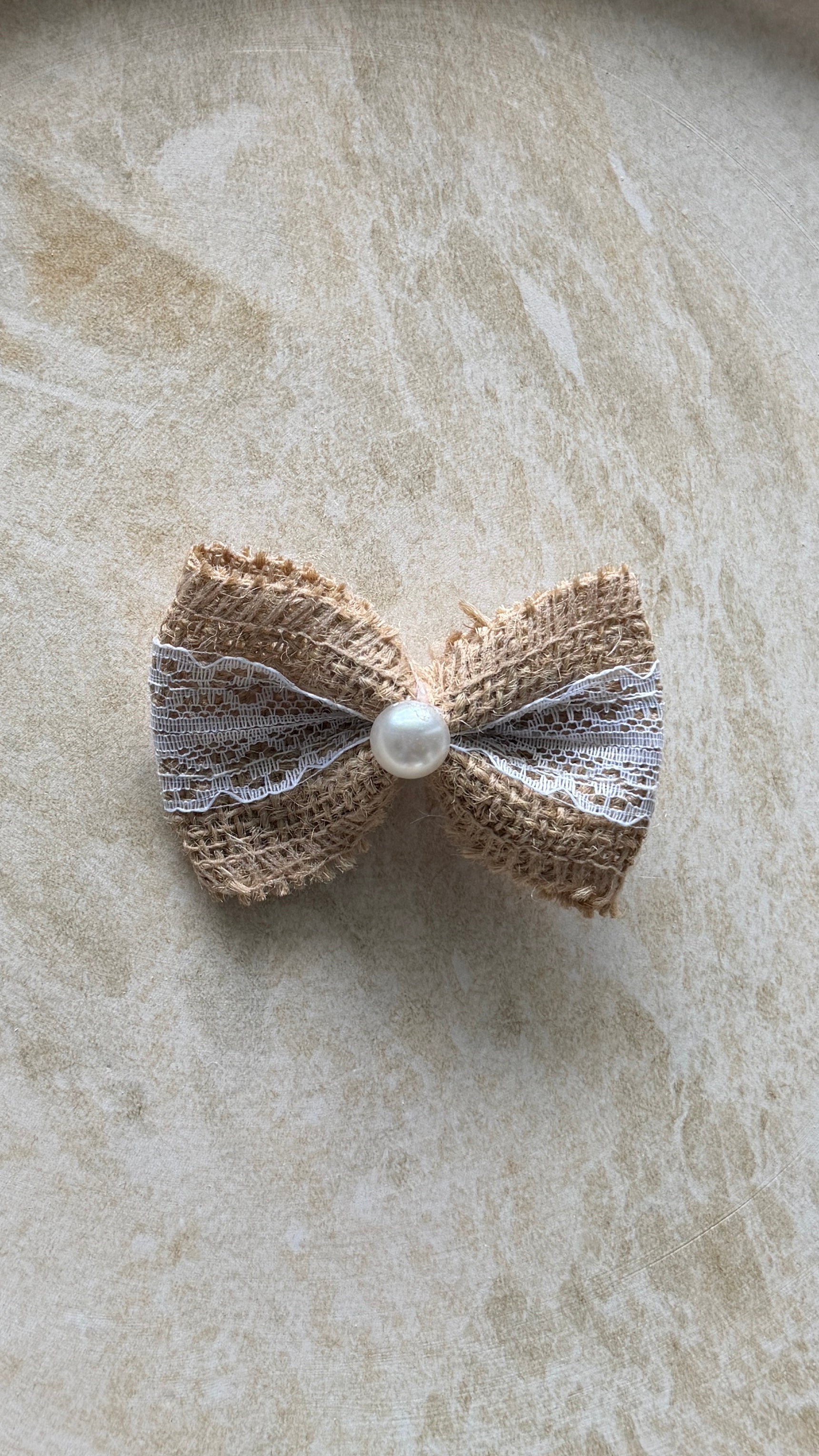 Small Wooven Bow