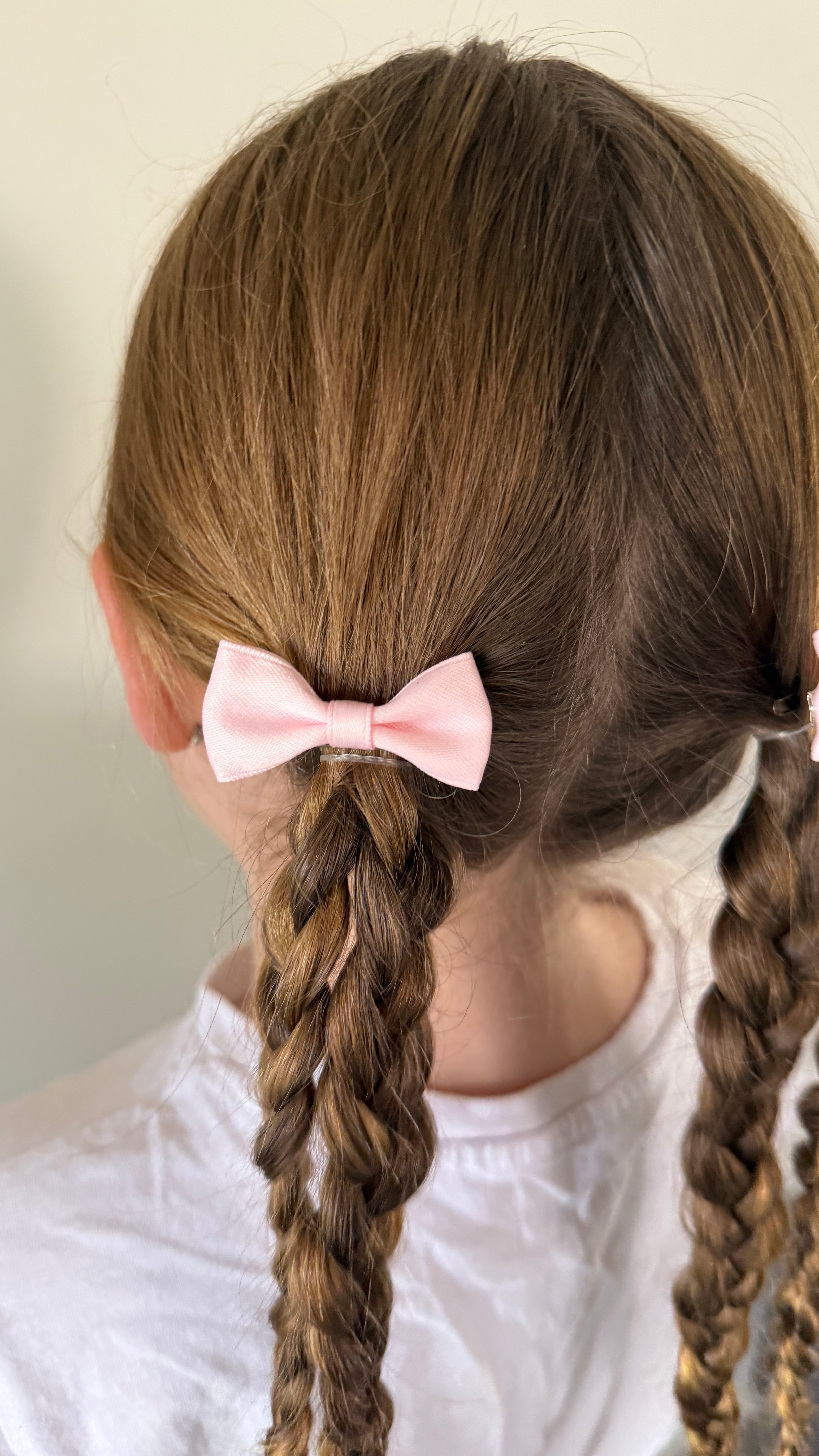 Small Bow Pair