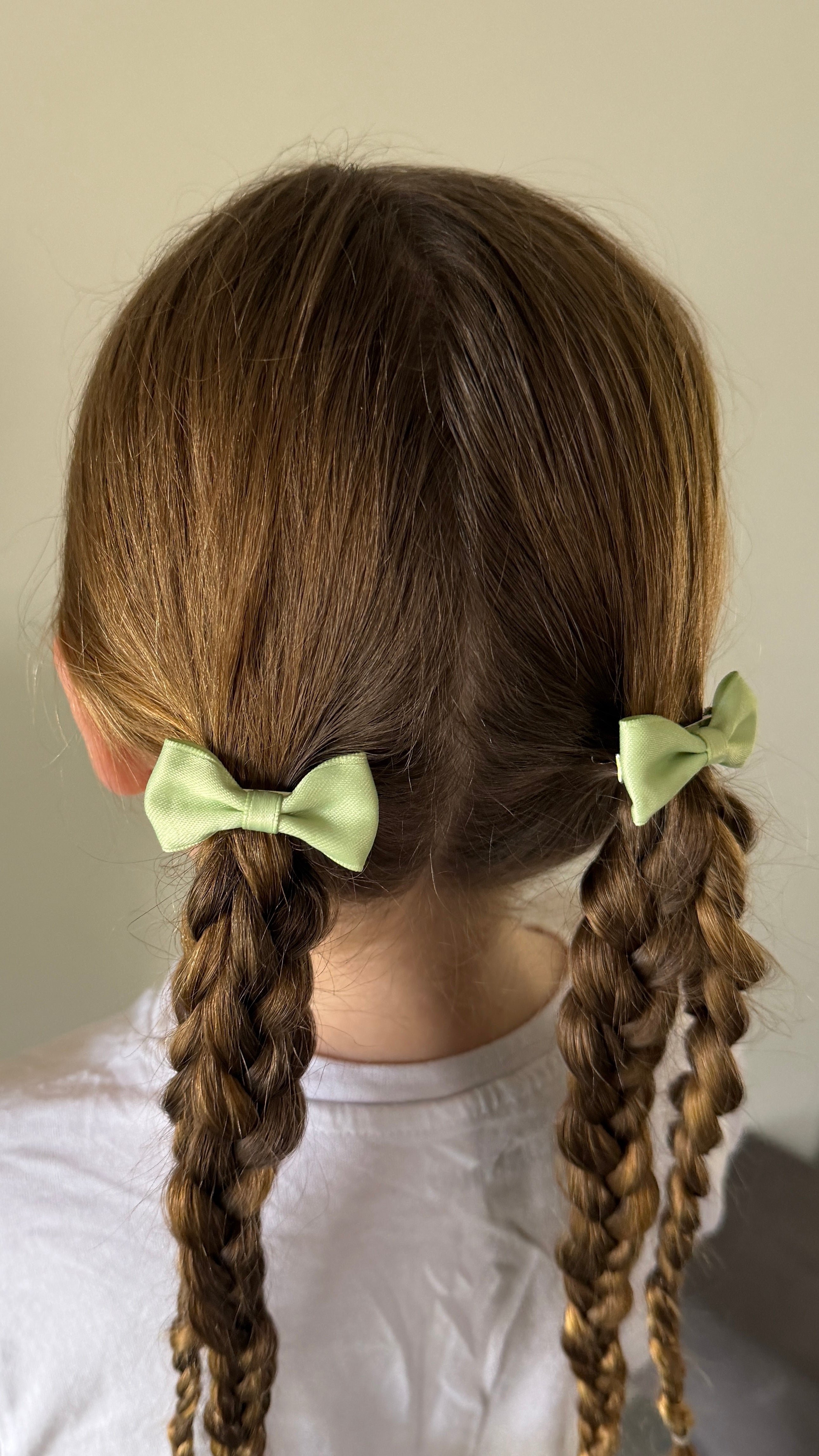 Small Bow Pair